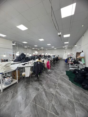 продаю офис 107 м² с ремонтом с мебелью административное здание 1 этаж: Продаю оборудование для швейного цеха. Для тех кто давно хотел