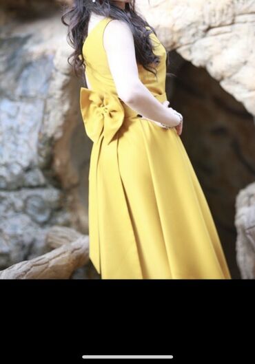 Ziyafət donları: Qadın geyimləri – zərif paltarlar dəsti 1) Ağ midi paltar - Düz — 9