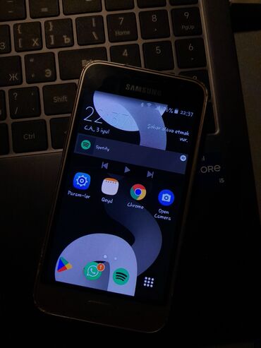 İnformatika: Samsung Galaxy J1 2016, 8 GB, rəng - Qızılı, Sensor, İki sim kartlı