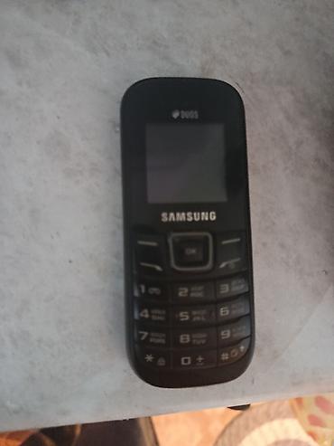 nokia 7373: Набор из трёх мобильных телефонов: 1) Sony Ericsson Xperia (сенсорный — 3