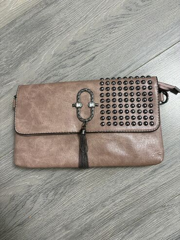 Классические сумки: 1.Клатч-конверт женский, розово‑тауповый - Материал: искусственная — 2