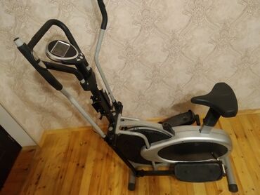 Elliptik trenajorlar: Veloxizək həm də velotrenajordur ikisi birində saat məsafə sürət