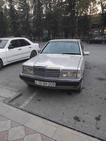 мерс гигант: Mercedes-Benz 190: 2.2 л | 1992 г. Седан