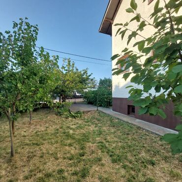 Kuće na prodaju: 224 kv. m, 6 soba — 5