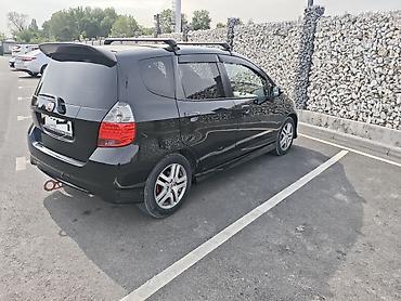 джаз авто: Honda Jazz: 2008 г., 1.4 л, Вариатор, Бензин, Хэтчбэк — 5