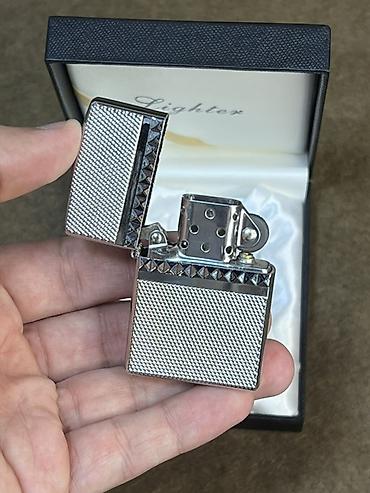 Digər aksesuarlar: Zippo qapaqlı benzin alışqan - Korpus: metal, gümüşü rəng, hər iki — 1