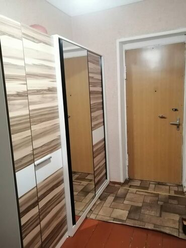 Uzunmüddətli kirayə mənzillər: Bakıxanov qəsəbəsi, Kaspi Bakıxanov təhsil mərkəzinin yanında,3 — 4