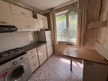 сдаю дом на долгий срок: 2 комнаты, 50 м², 2 этаж
