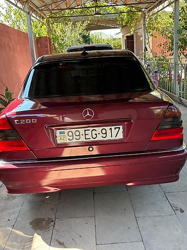 Mercedes-Benz: Mercedes-Benz C 180: 2 l | 1997 il Sedan — 2