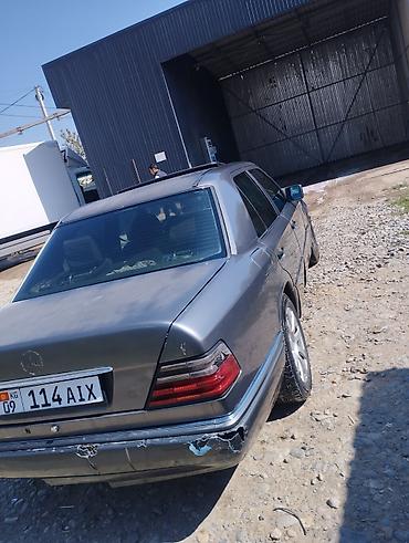 мотор фольцваген: Mercedes-Benz E-Class: 1994 г., 2 л, Кол менен иштөөчү, Бензин, Седан — 4