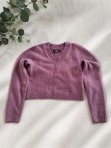 debli koftalar: Stradivarius trikotaj kofta – XS Crescent Mall-dan alınıb. 40 AZN-ə — 1