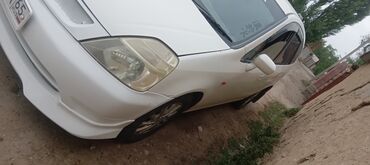 Honda: Honda Stream: 2001 г., 2 л, Автомат, Бензин