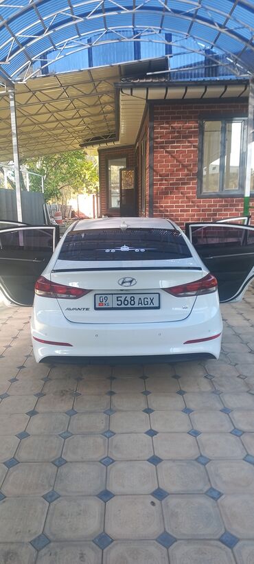 зеркала спринтер: Hyundai Avante: 2018 г., 1.6 л, Автомат, Бензин, Седан
