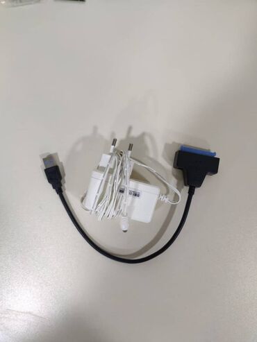 Flash kartlar: Konverter Hdd 2.5/3.5 Sata port to usb. Yenidir. 12 volt adapterlə bir