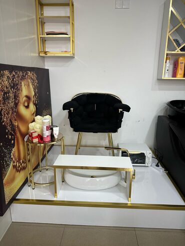 Salon, tibbi mebel dəsti: Premium salon mebeli və avadanlıqları komplekti Tərkib: - Pedikür — 9