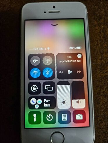 Apple iPhone: Apple iPhone iPhone SE, 32 GB, Matte Silver, Otisak prsta — 5