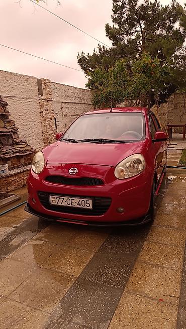 nissan note mini: Nissan March (Micra) – qırmızı rəng, 5 qapılı hetçbek. Əsas — 3