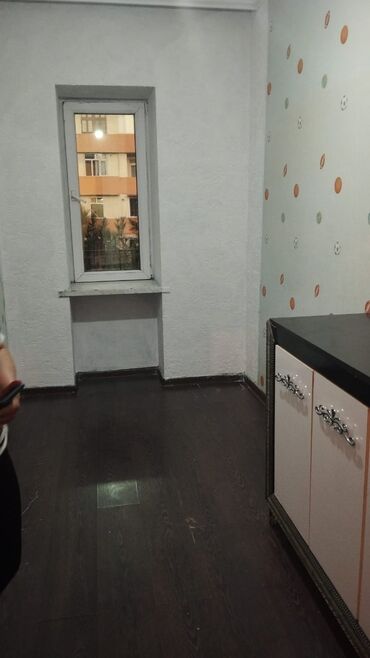 Köhnə tikili: Satılır Bakıxanovda Asan xidmətə yaxın qanuni 1 otaq 2 otağa predilka -da lalafo.az — 6 Köhnə tikili: Satılır Bakıxanovda Asan xidmətə yaxın qanuni 1 otaq 2 otağa predilka — 6