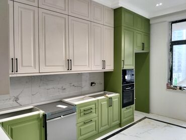 Sifarişlə dolablar: Düz dolab, Qonaq otağı üçün, Qarderob, Açılan, Quraşdırıla bilən, 4 qapılı — 6