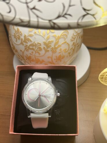 часы женские наручные: Продаю часы Calvin Klein люкс качество,цена очень вас порадует,их мало