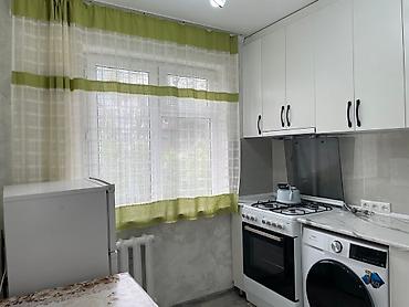 без депозит: 9-мкр квартира Баардык шарты менен берилет. Баасы 45 000сом. Депозит — 7