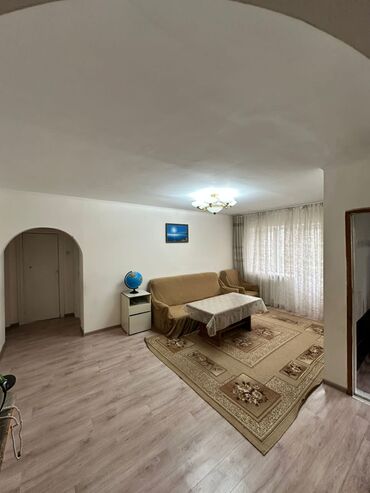 квартира 2 км: 3 комнаты, 58 м², Хрущевка, 3 этаж, Старый ремонт