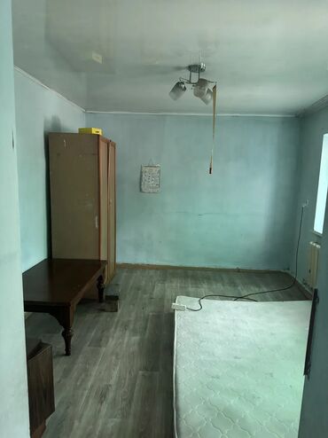 дом с бассейном: 120 кв. м, 4 бөлмө, Жылуу пол, Брондолгон эшиктер, Забор, тосулган