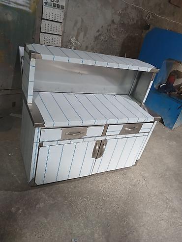 divar rəf: Daşınma arabası – paslanmayan poladdan iş stolu və vitrinli modul - — 5