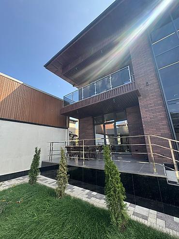 Продажа коттеджей и домов: 6 комнат и более, 300 м², Бишкек at lalafo.kg — 4 Продажа коттеджей и домов: 6 комнат и более, 300 м², Бишкек — 4