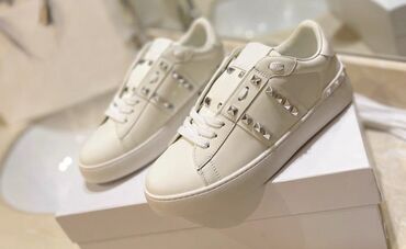Кроссовки и спортивная обувь: Кроссовки, 42, Valentino, Новый, цвет - Белый, Платная доставка