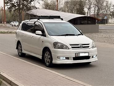 Toyota: Toyota Ipsum: 2002 г., 2.4 л, Автомат, Бензин, Минивэн — 3