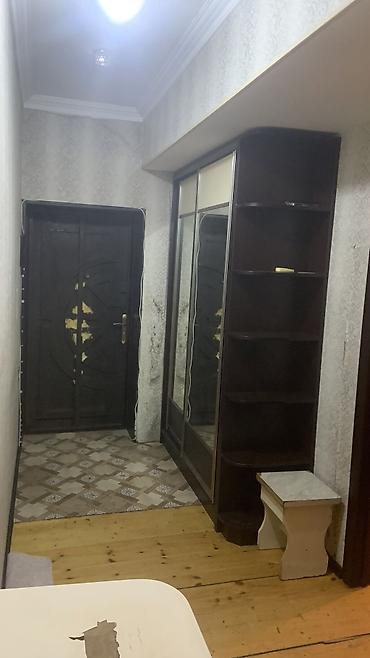 Uzunmüddətli kirayə mənzillər: Salam Xirdalanda tam merkezde Irşad telecomun yaninda yeni binada 2 — 2