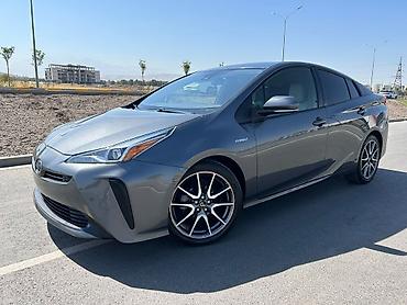 транс: Toyota Prius: 2022 г., 1.8 л, Вариатор, Гибрид, Хэтчбэк — 7