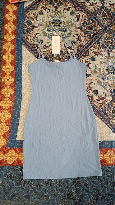 pull bear: Платье-комбинация AMISU - Цвет: небесно-голубой - Фасон: облегающее — 4