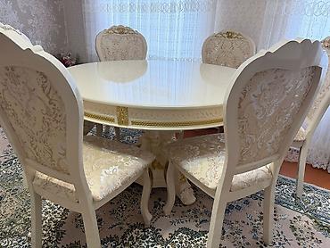 Klassik üslubda yemək otağı dəsti - Dairəvi masa: parlaq krem rəngli