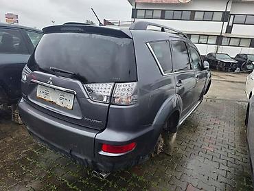 bračne vode: MITSUBISHI OUTLANDER 2010. GOD. - KOMPLETAN AUTO U DELOVIMA | — 3