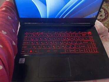 Ноутбуки: Ноутбук, MSI, 8 ГБ ОЗУ, Intel Core i5, 15.6 ", Б/у, Игровой, память SSD