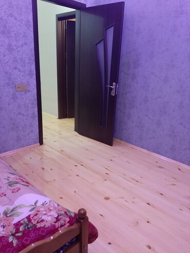 Həyət evləri və villaların satışı: Satılır: həyət evi - Ümumi görünüş: Hündür daş hasarla əhatələnmiş — 6