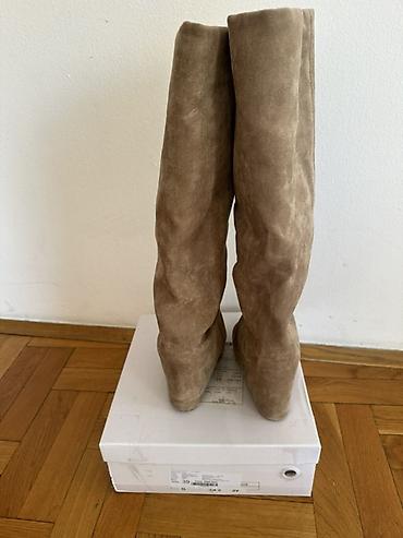 k3 cizme: Ženske čizme do kolena, bež/taUpe boja, od brušene kože (velur). Model — 4