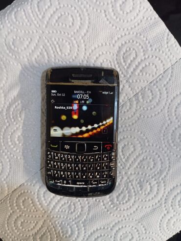 telefon blackberry: Blackberry Bold 9700, rəng - Qara