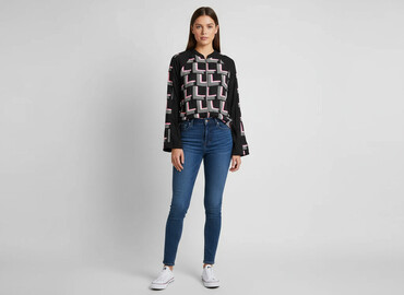 Women's blouse, size L