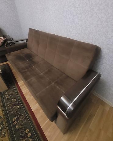 divan taxt: Divan, İşlənmiş, Açılan, Bazalı, Parça, Çatdırılma yoxdur — 1
