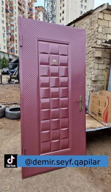 dəmir barmaqlıq: Seyf qapılar Münasib qapılar Dəmir qapı Ev qapıları Çol qapısı