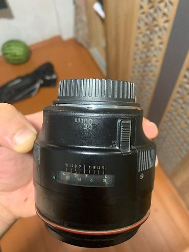 video kaart: Məhsul: Canon EF 85mm f/1.2L USM obyektiv - Sabit fokus məsafəsi: 85 — 3