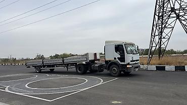 Коммерциялык транспорт: Сүйрөгүч, Renault, 2000 г., Прицепсиз — 1