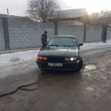 банка бмв: BMW 525: 1991 г., 2.5 л, Механика, Бензин, Седан