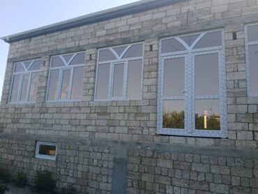 Pəncərələrin təmiri: Qapı, pəncərə sahəsində 25 ildən artıq təcrübəyə malik peşəkar usta — 3