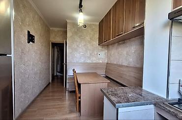 6 мкр: 3 комнаты, 62 м², 6 мкр 105 серия, 5 этаж — 4