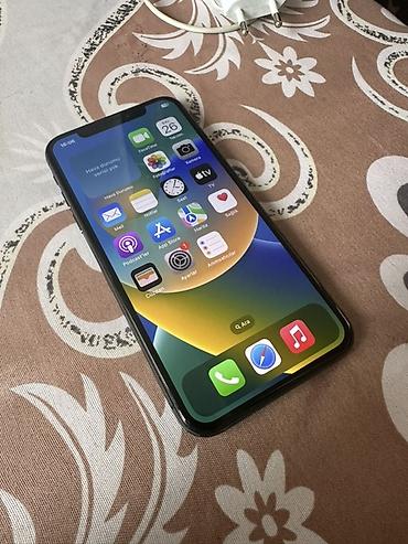 Apple iPhone: IPhone X, 64 GB, Qara, Face ID — 10