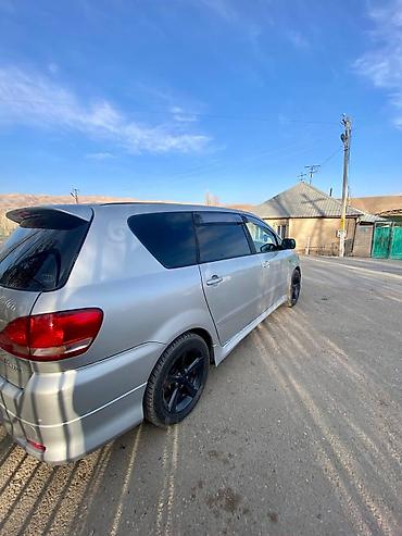 Toyota: Toyota Ipsum: 2002 г., 2.4 л, Автомат, Газ, Минивэн — 4